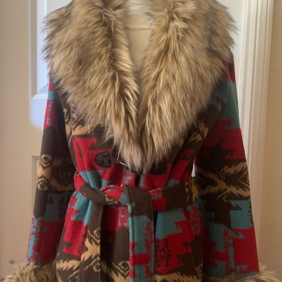 Jacket - Picture 2 of 6